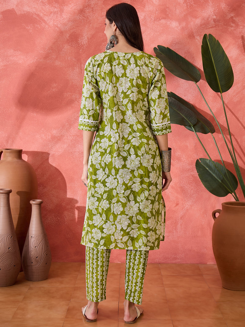 Stylum Women's Green Floral Printed Cotton Straight Kurta Pant Set (KPGREENMANALI)