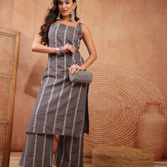 Stylum Women's Grey Woven Printed Cotton Straight Kurta Pant Set (KPGREYYAMLA)