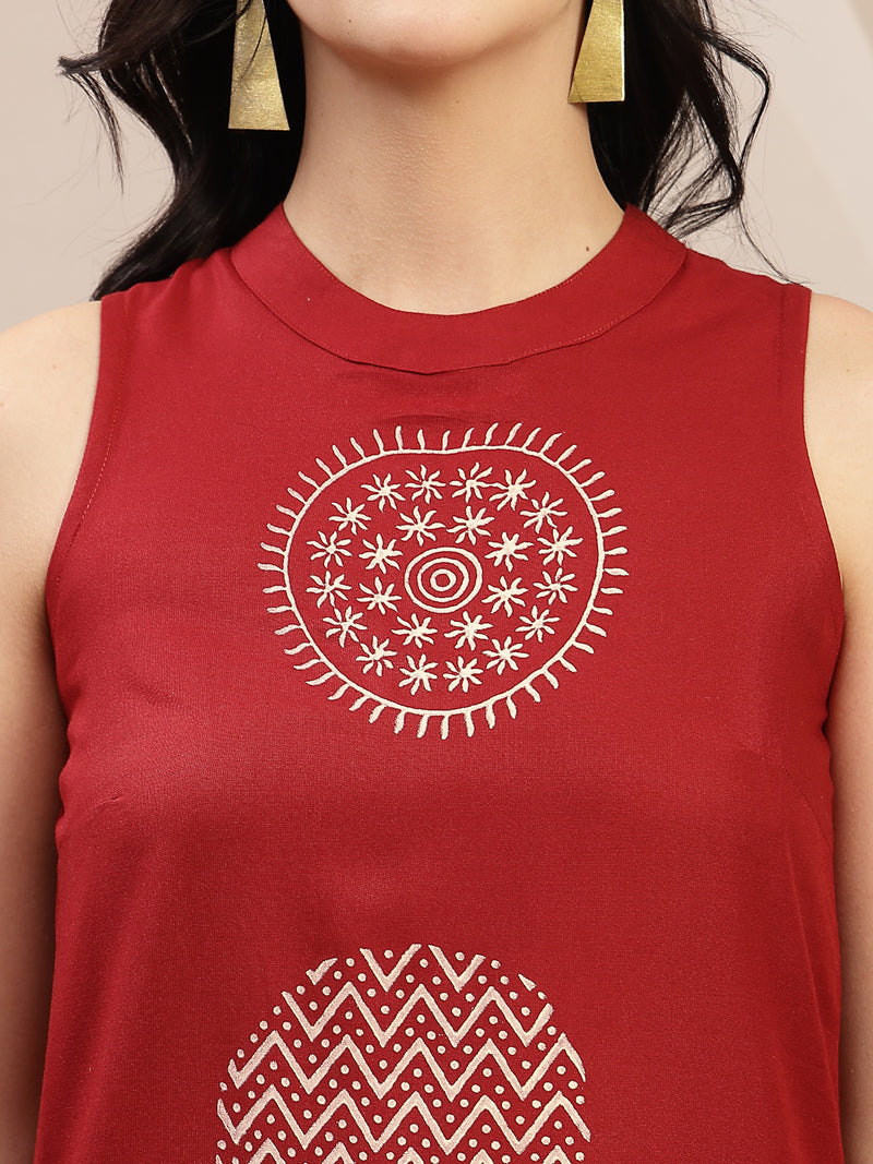 Stylum Women's Maroon Solid & Embroidered Rayon Straight Kurta Pant Set (KPMAROONKUFRI)