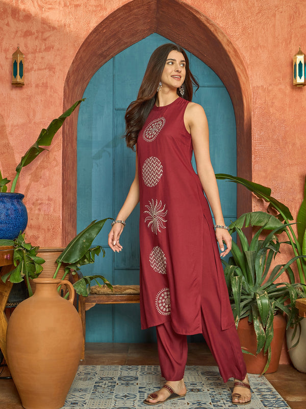 Stylum Women's Maroon Solid & Embroidered Rayon Straight Kurta Pant Set (KPMAROONKUFRI)