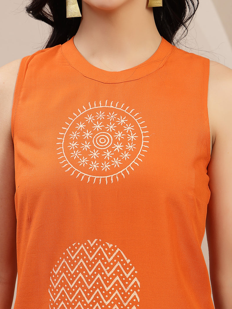 Stylum Women's Orange Solid & Embroidered Rayon Straight Kurta Pant Set (KPORANGEKUFRI)