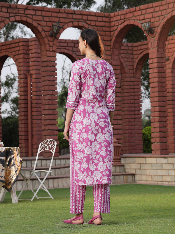 Stylum Women's Purple Floral Printed Cotton Straight Kurta Pant Set (KPPURPLEMANALI)