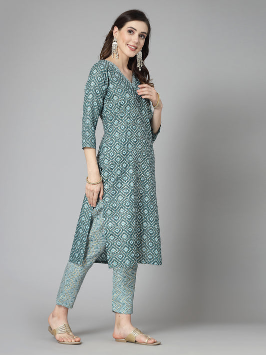 Green Cotton Blend Straight Kurta Pant Set