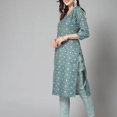 Green Cotton Blend Straight Kurta Pant Set