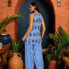 Stylum Women's Blue Floral Printed Pure Cotton Straight Short Kurti With Farshi Salwar Set (KSBLUEFIDA)