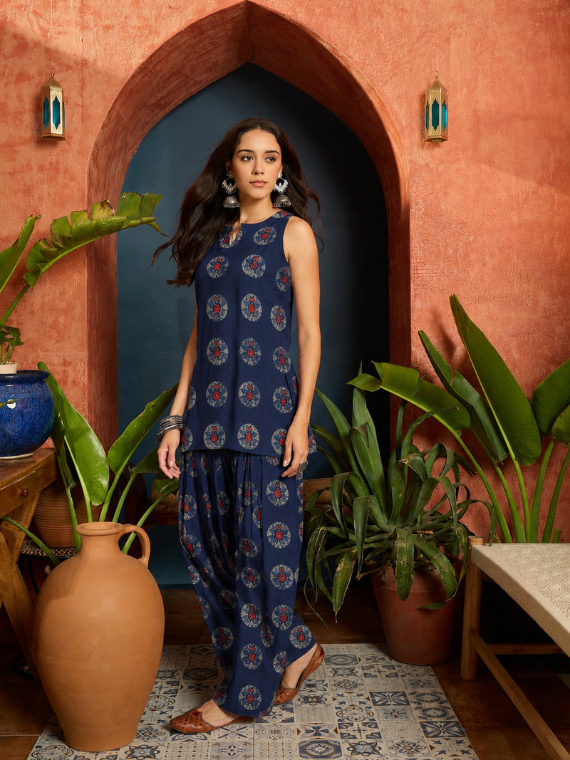 Stylum Women's Indigo Ethnic Printed Pure Cotton Straight Kurti With Farshi Salwar (KSBLUEJANTAR)