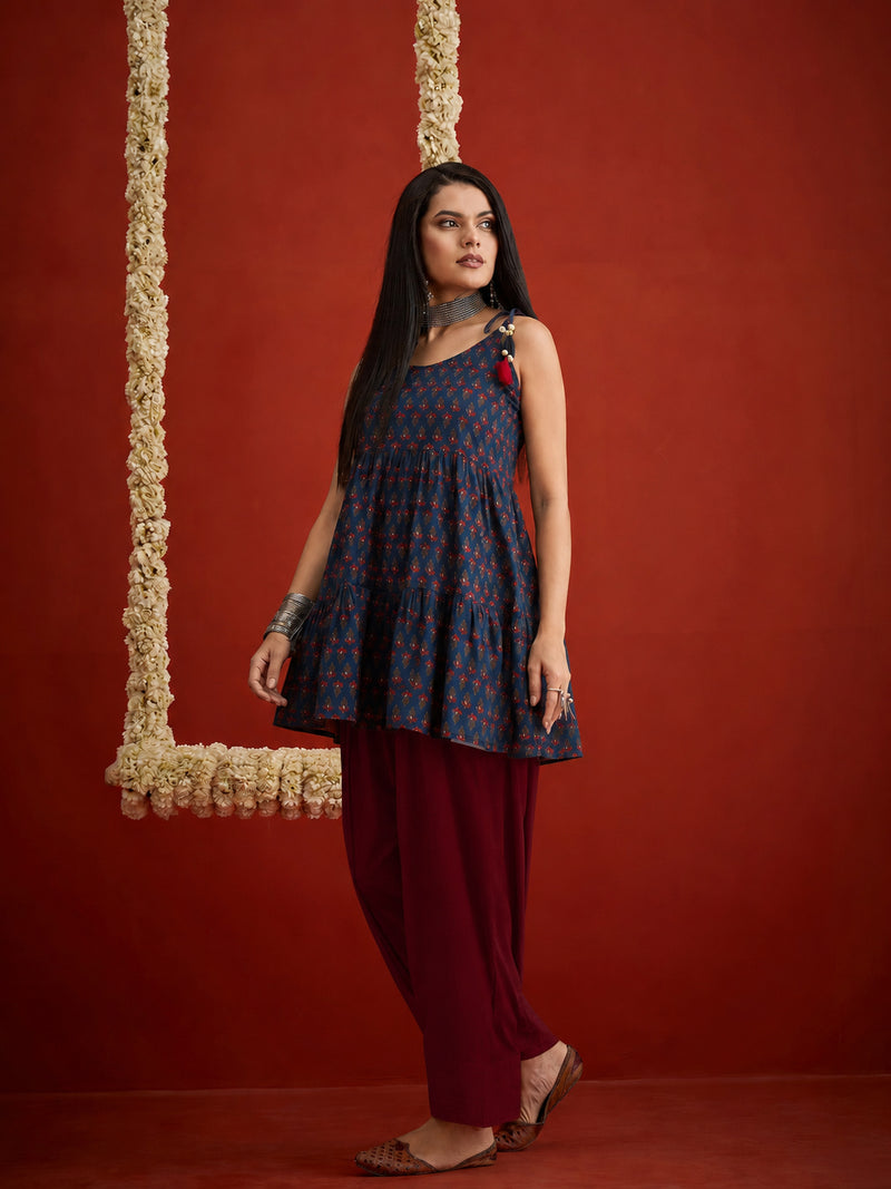 Stylum Women's Blue Buti Printed Cotton A-Line Short Kurti With Farshi Salwar (KSBLUESONIYO)