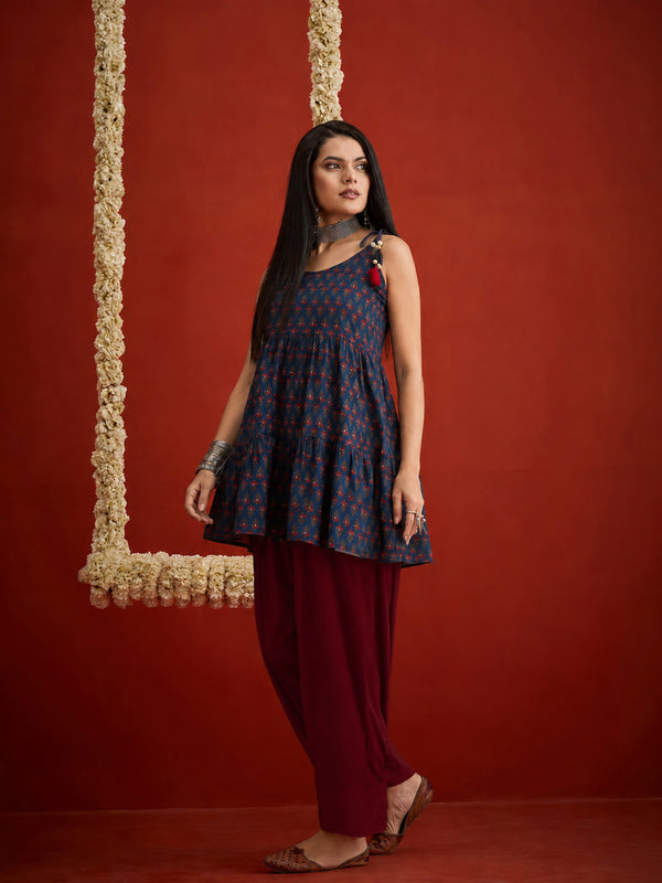 Stylum Women's Blue Buti Printed Cotton A-Line Short Kurti With Farshi Salwar (KSBLUESONIYO)