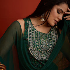 Stylum Women's Green Bandhej Printed & Embroidered Rayon Straight Short Kurti Farshi Salwar Dupatta Set (KSDGREENNYCIL)