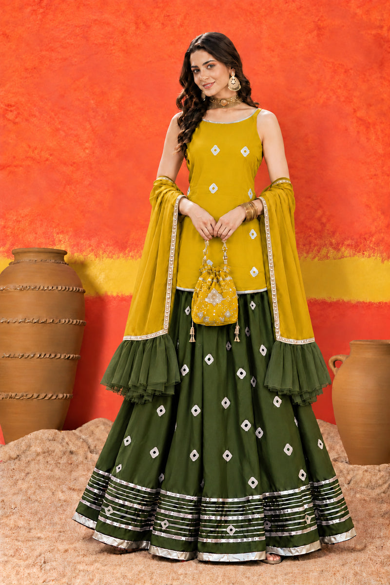 Stylum Women's Mustard Bandhani Printed Rayon Straight Short Kurti Skirt Dupatta Set (KSDMUSTAAINA)