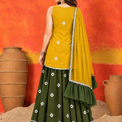 Stylum Women's Mustard Bandhani Printed Rayon Straight Short Kurti Skirt Dupatta Set (KSDMUSTAAINA)