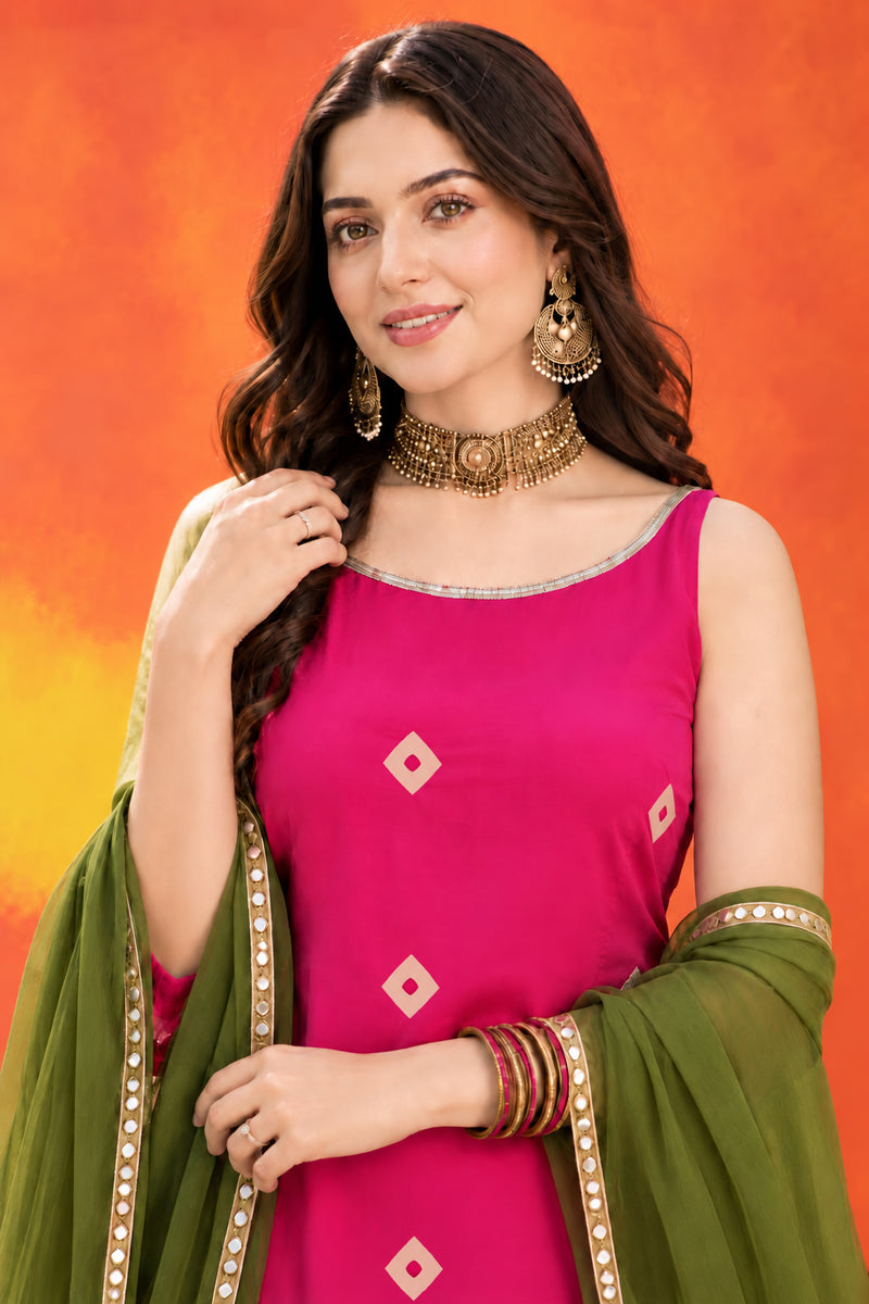 Stylum Women's Pink Bandhani Printed Rayon Straight Short Kurti Skirt Dupatta Set (KSDPINKAAINA)
