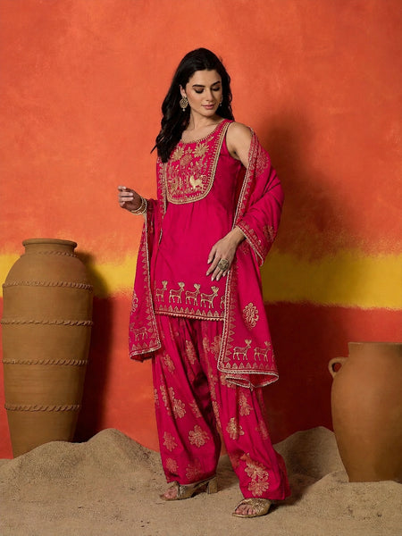 Stylum Women's Pink Gold Printed & Embroidered Rayon Straight Short Kurti Farshi Salwar Dupatta Set (KSDPINKAURELIA)