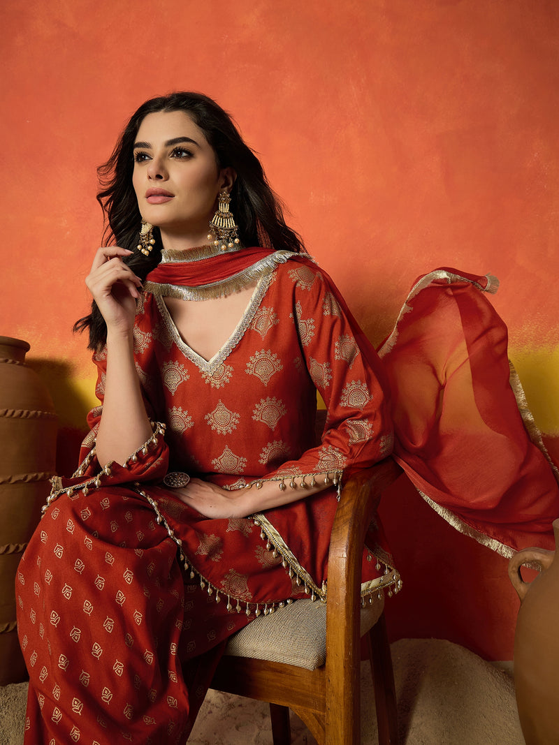 Stylum Women's Rust Gold Printed Rayon A-Line Kurti Farshi Salwar With Dupatta Set (KSDRUSTWEDANI)