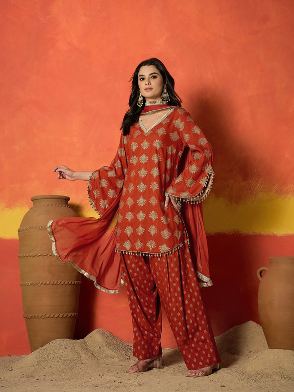 Stylum Women's Rust Gold Printed Rayon A-Line Kurti Farshi Salwar With Dupatta Set (KSDRUSTWEDANI)