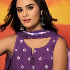 Stylum Women's Violet Floral Printed Rayon Straight Kurti Farshi Salwar Dupatta Set (KSDVOILKANGNA)