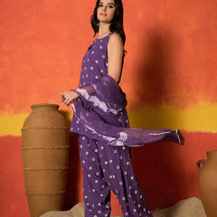 Stylum Women's Violet Floral Printed Rayon Straight Kurti Farshi Salwar Dupatta Set (KSDVOILKANGNA)