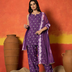 Stylum Women's Violet Floral Printed Rayon Straight Kurti Farshi Salwar Dupatta Set (KSDVOILKANGNA)