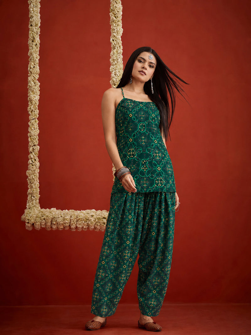 Stylum Women's Green Bandhej Printed Reyon Straight Short Kurti With Farshi Salwar (KSGREENKABIRA)