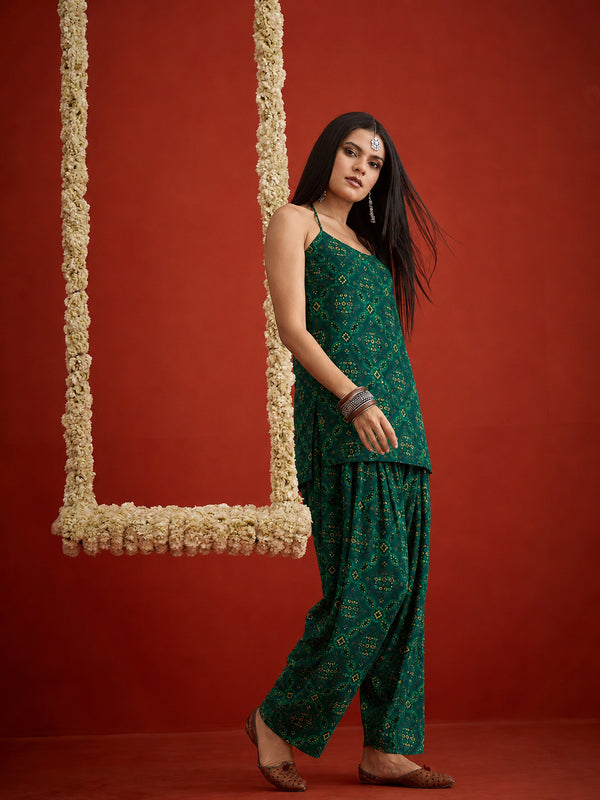 Stylum Women's Green Bandhej Printed Reyon Straight Short Kurti With Farshi Salwar (KSGREENKABIRA)