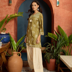 Stylum Women's Green Palm Tree Printed Rayon A-Line Kurti With Farshi Salwar Set (KSGREENVELIN)