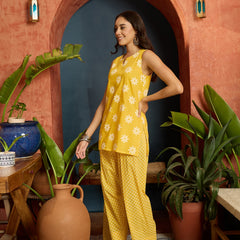 Stylum Women's Yellow Floral Printed Pure Cotton Straight Kurti With Farshi Salwar (KSLEMONCHAKLI)