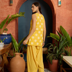 Stylum Women's Yellow Floral Printed Pure Cotton Straight Kurti With Farshi Salwar (KSLEMONCHAKLI)
