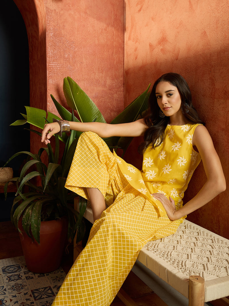 Stylum Women's Yellow Floral Printed Pure Cotton Straight Kurti With Farshi Salwar (KSLEMONCHAKLI)