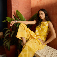 Stylum Women's Yellow Floral Printed Pure Cotton Straight Kurti With Farshi Salwar (KSLEMONCHAKLI)