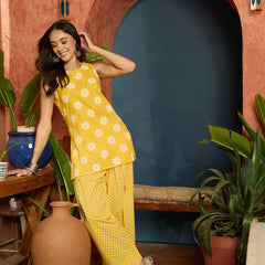 Stylum Women's Yellow Floral Printed Pure Cotton Straight Kurti With Farshi Salwar (KSLEMONCHAKLI)