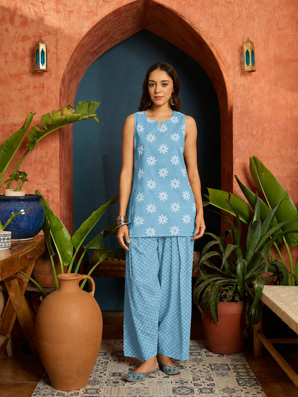 Stylum Women's Sky Floral Printed Pure Cotton Straight Kurti With Farshi Salwar (KSSKYCHAKLI)