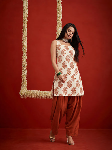 Stylum Women's White Printed Rayon Short Kurti With Farshi Salwar Set (KSWHITEHAYATT)