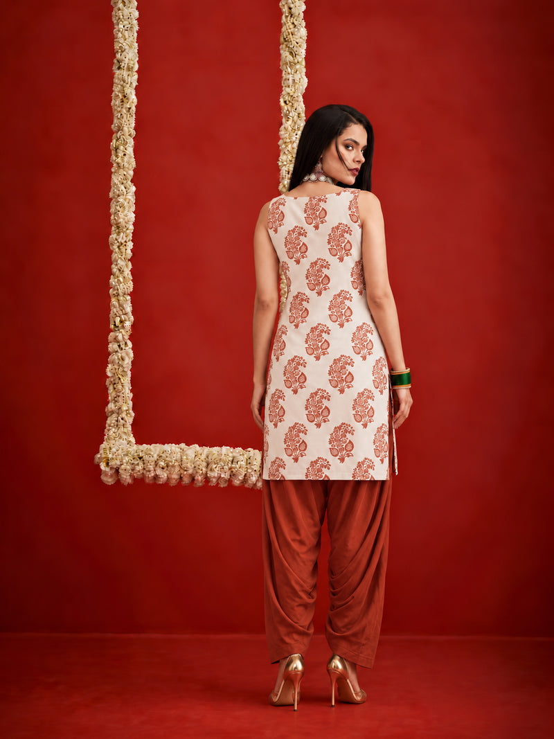 Stylum Women's White Printed Rayon Short Kurti With Farshi Salwar Set (KSWHITEHAYATT)