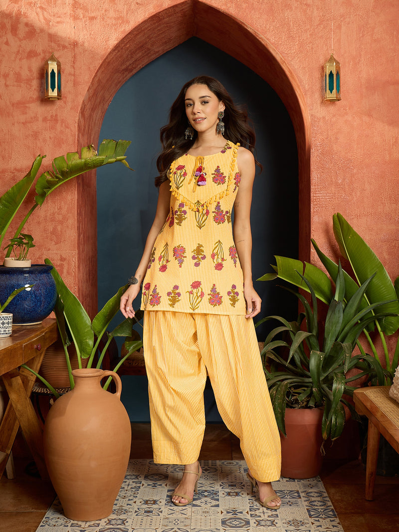 Stylum Women's Yellow Floral Printed Pure Cotton Straight Short Kurti With Farshi Salwar Set (KSYELLOWFIDA)