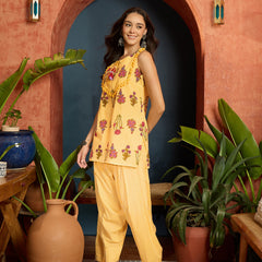 Stylum Women's Yellow Floral Printed Pure Cotton Straight Short Kurti With Farshi Salwar Set (KSYELLOWFIDA)