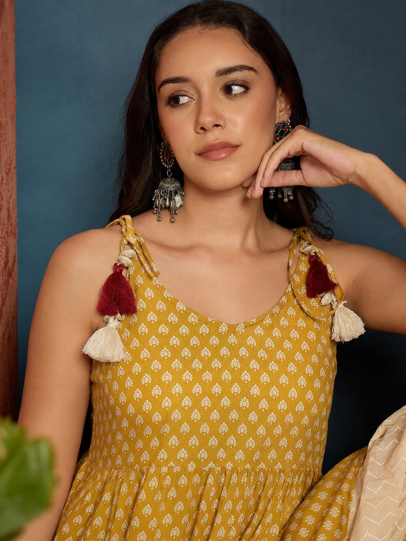 Stylum Women's Yellow Buti Printed Cotton A-Line Short Kurti With Farshi Salwar (KSYELLOWSONIYO)
