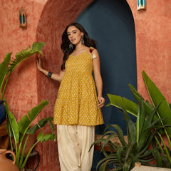 Stylum Women's Yellow Buti Printed Cotton A-Line Short Kurti With Farshi Salwar (KSYELLOWSONIYO)