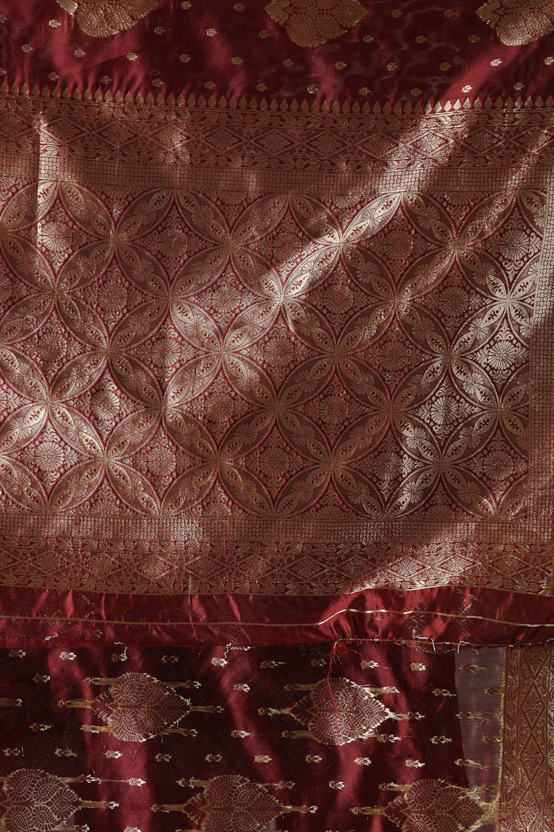 Stylum Women's Ethnic Motifs Woven Design Zari Silk Blend Banarasi Saree (Maroonpaan)
