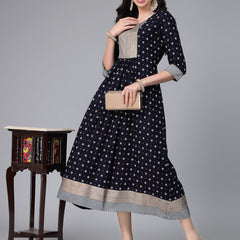 Stylum Women's Floral Printed Rayon Flared Kurta (NAVYSIGMA)