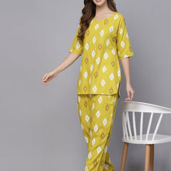 Stylum Women's Ikat Print Rayon Night Suit Set (NISTARROW)