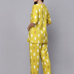 Stylum Women's Ikat Print Rayon Night Suit Set (NISTARROW)