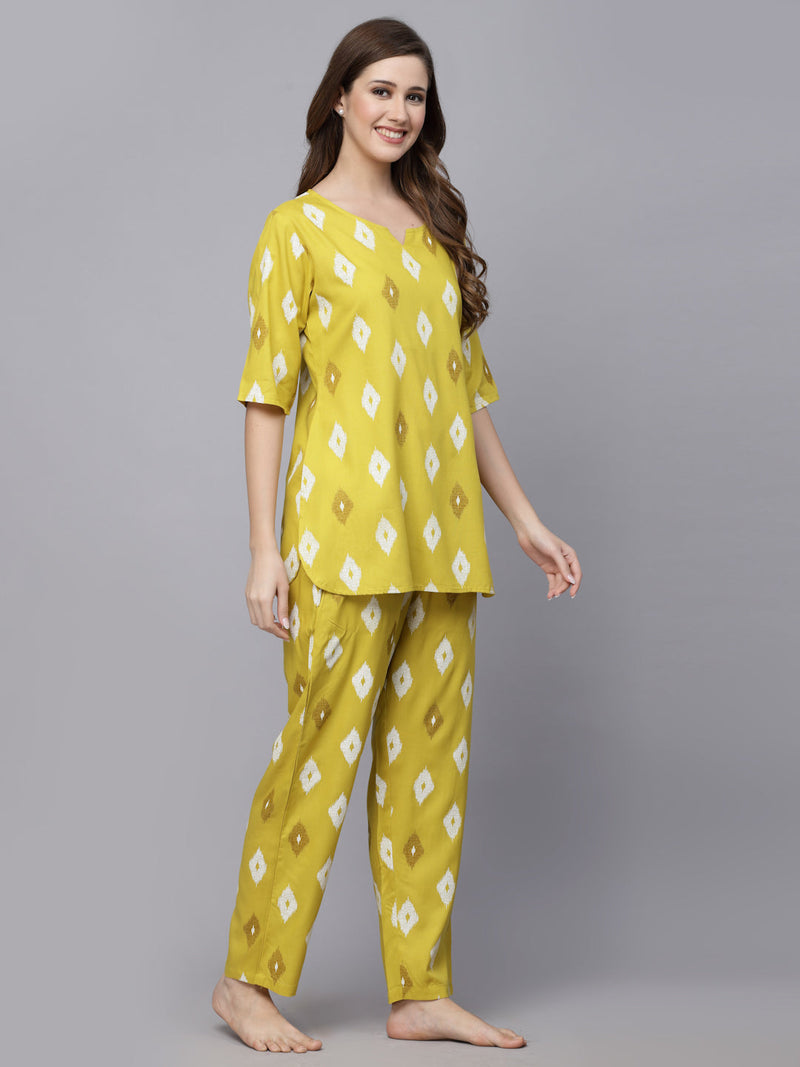 Stylum Women's Ikat Print Rayon Night Suit Set (NISTARROW)