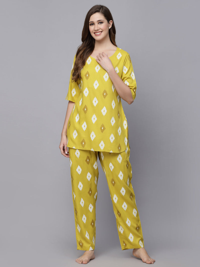Stylum Women's Ikat Print Rayon Night Suit Set (NISTARROW)