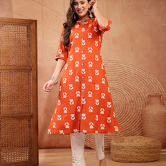 Stylum Women's Orange Floral Printed Rayon A-Line Kurta (ORANGECRAFT)
