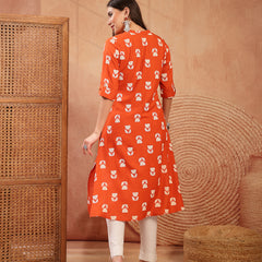 Stylum Women's Orange Floral Printed Rayon A-Line Kurta (ORANGECRAFT)