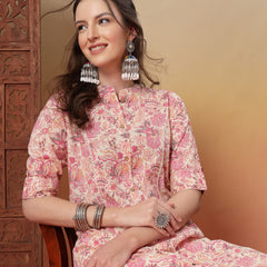 Stylum Women's Pink Floral Printed Rayon A-Line Kurta (PINKARMAF)