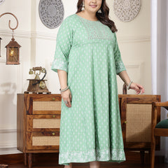 Plus Size Women's Green Printed & Embroidered Rayon Anarkali Kurta (PISTADIONPLUS)
