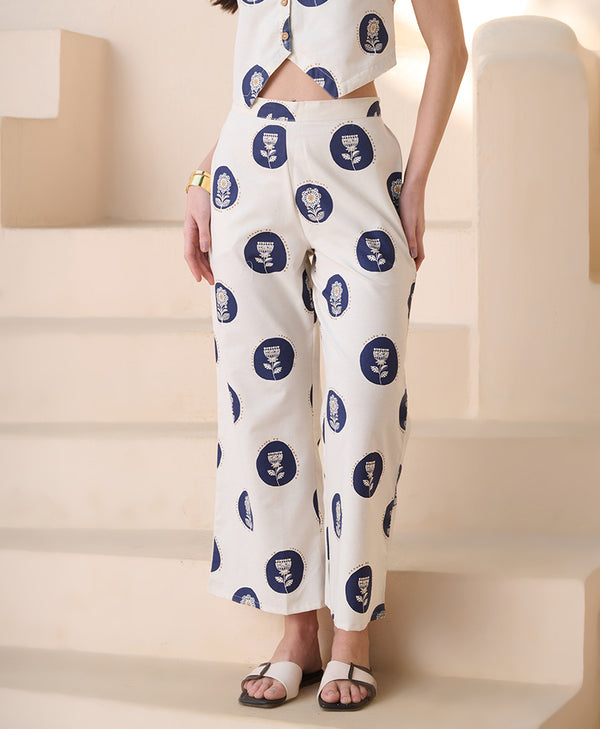 Stylum Women's Blue Botanical Printed Cotton Blend Trousers (PTBLUEIGNISH)