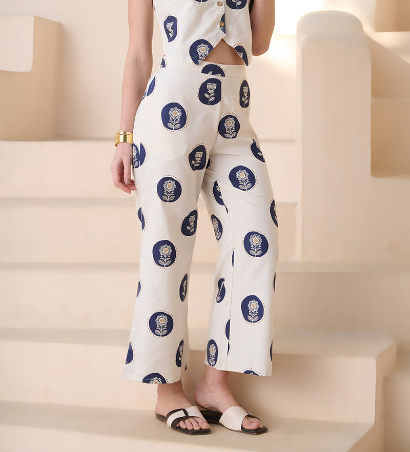 Stylum Women's Blue Botanical Printed Cotton Blend Trousers (PTBLUEIGNISH)