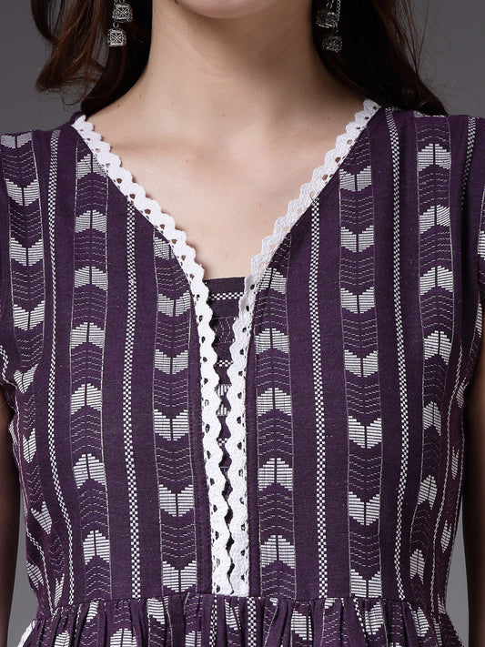 Stylum Women's Self Designed Cotton Blend Naira Cut Kurta (RASIN)